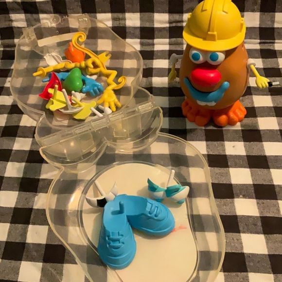 Mr. Potato Head Silly Suitcase - Picture 3 of 4